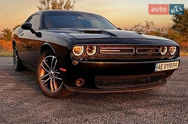 Купе Dodge Challenger 2019 в Дніпрі