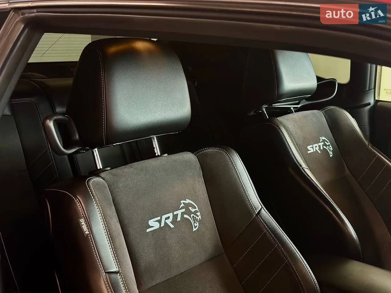2016 Dodge Challenger - мініатюра 26