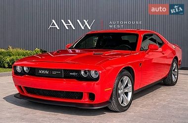 Купе Dodge Challenger 2016 в Львове