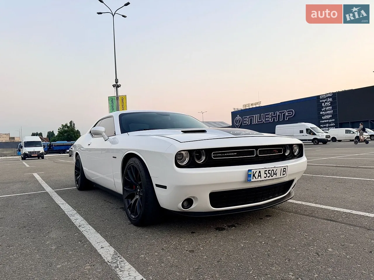 2018 Dodge Challenger - мініатюра 27