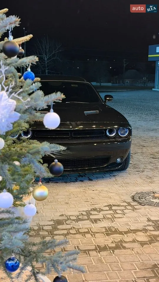 2015 Dodge Challenger - мініатюра 24