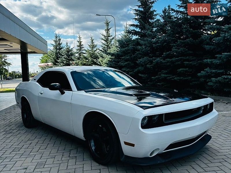 Купе Dodge Challenger 2011 в Харькове фото 4 Купе Dodge Challenger 2011 в Харькове