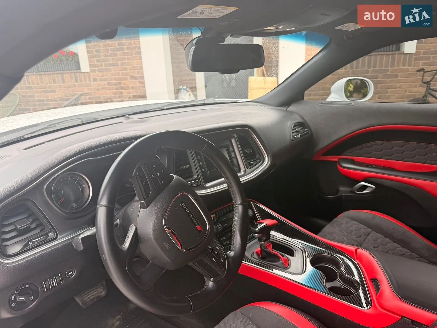 2017 Dodge Challenger - мініатюра 15