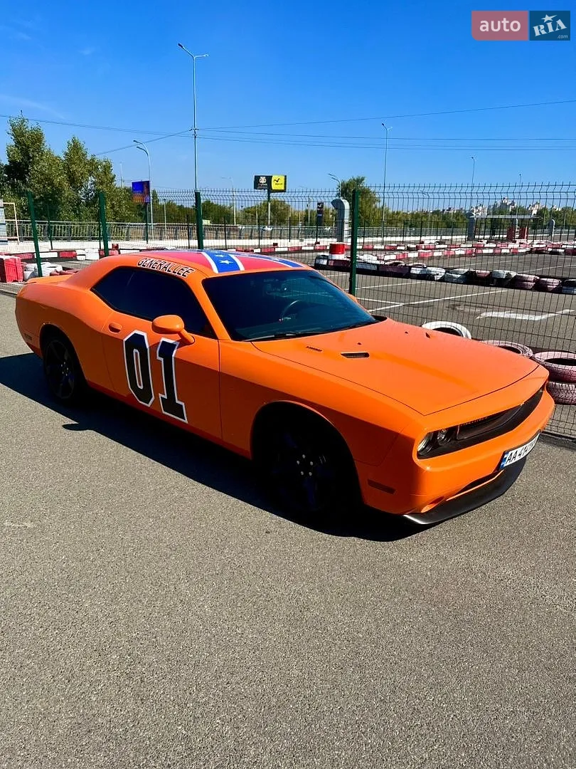 2014 Dodge Challenger - мініатюра 9