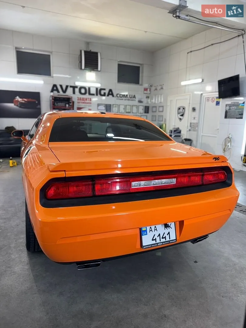 2014 Dodge Challenger - мініатюра 13