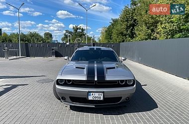 Купе Dodge Challenger 2016 в Киеве