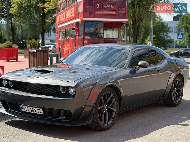 Dodge Challenger 2020