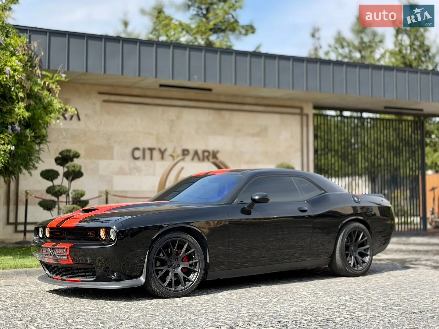 2020 Dodge Challenger - мініатюра 21
