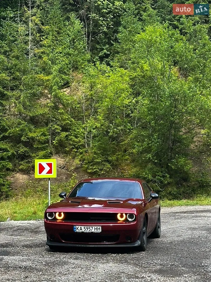 2014 Dodge Challenger - мініатюра 3