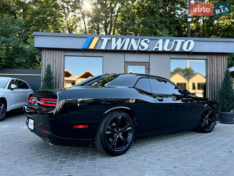 Купе Dodge Challenger 2016 в Одессе