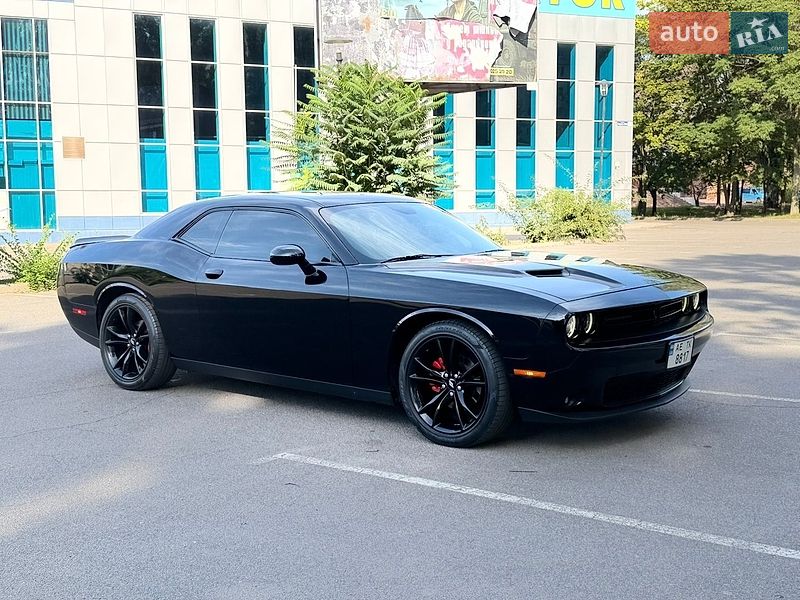 Купе Dodge Challenger 2018 в Кривом Роге