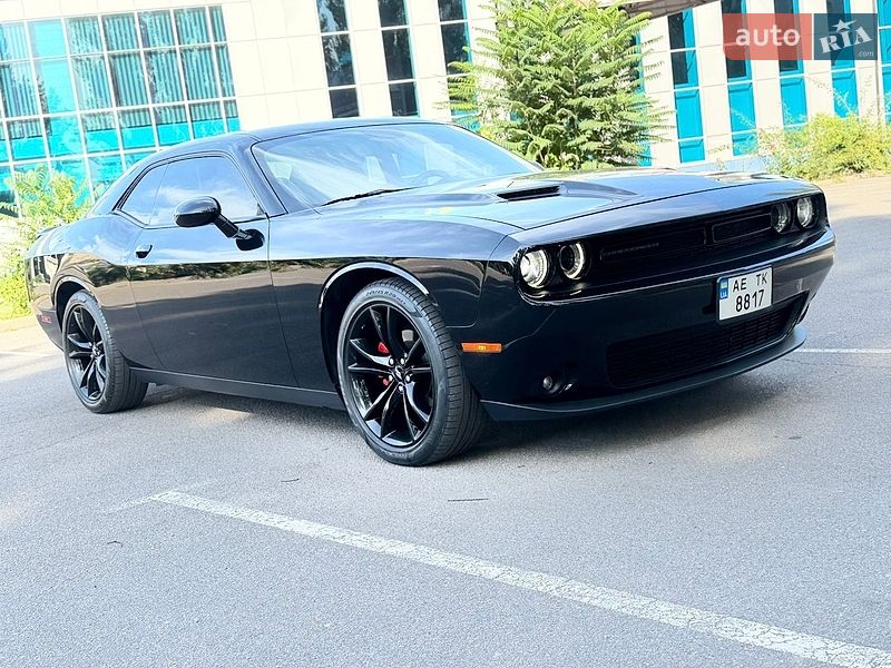 Купе Dodge Challenger 2018 в Кривом Роге