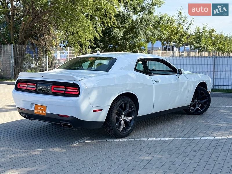Купе Dodge Challenger 2019 в Днепре