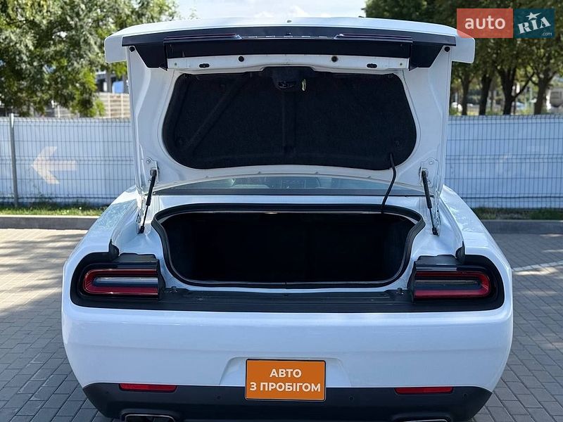 Купе Dodge Challenger 2019 в Днепре