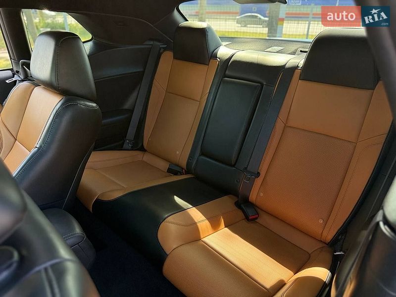 Купе Dodge Challenger 2019 в Днепре