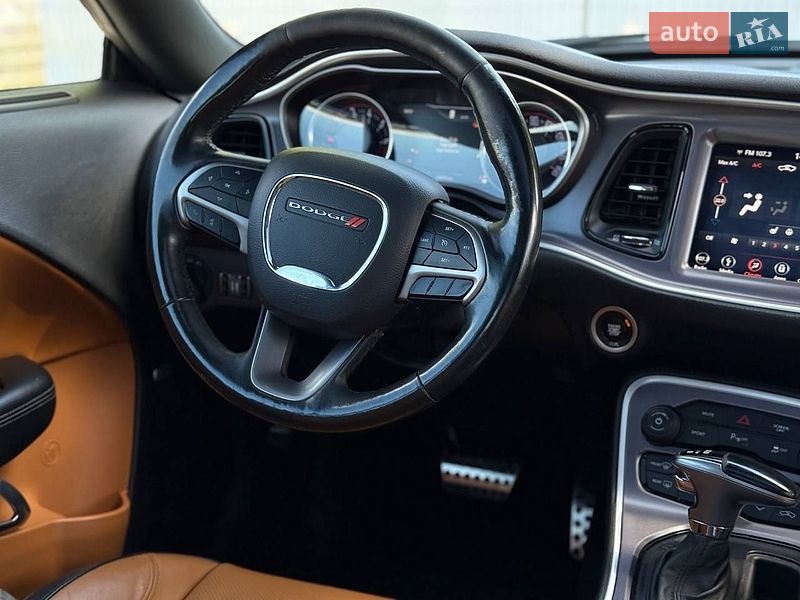Купе Dodge Challenger 2019 в Днепре