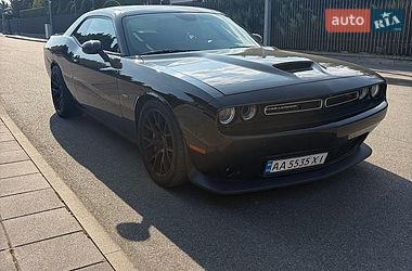 Купе Dodge Challenger 2019 в Києві