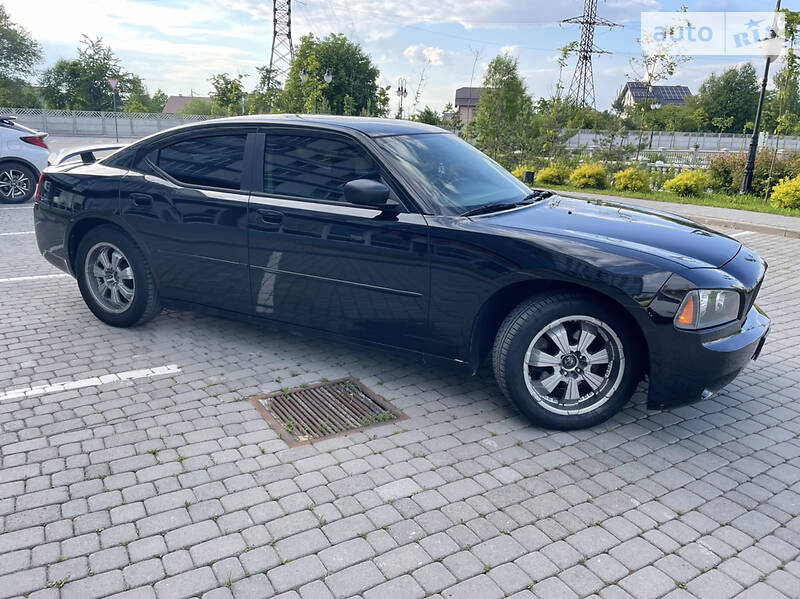 Седан Dodge Charger 2005 в Ивано-Франковске
