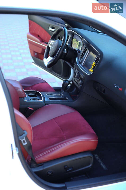 Седан Dodge Charger 2013 в Одесі