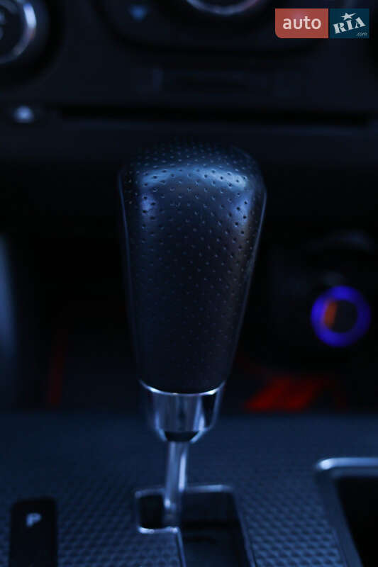 Седан Dodge Charger 2013 в Одесі