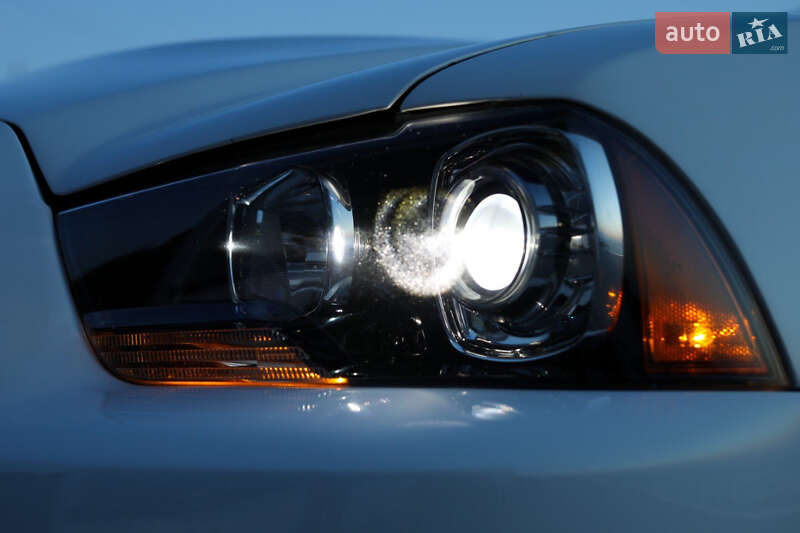 Седан Dodge Charger 2013 в Одесі