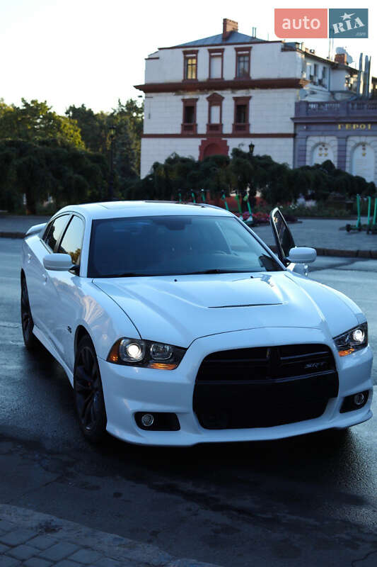 Седан Dodge Charger 2013 в Одесі