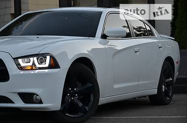 Седан Dodge Charger 2014 в Днепре