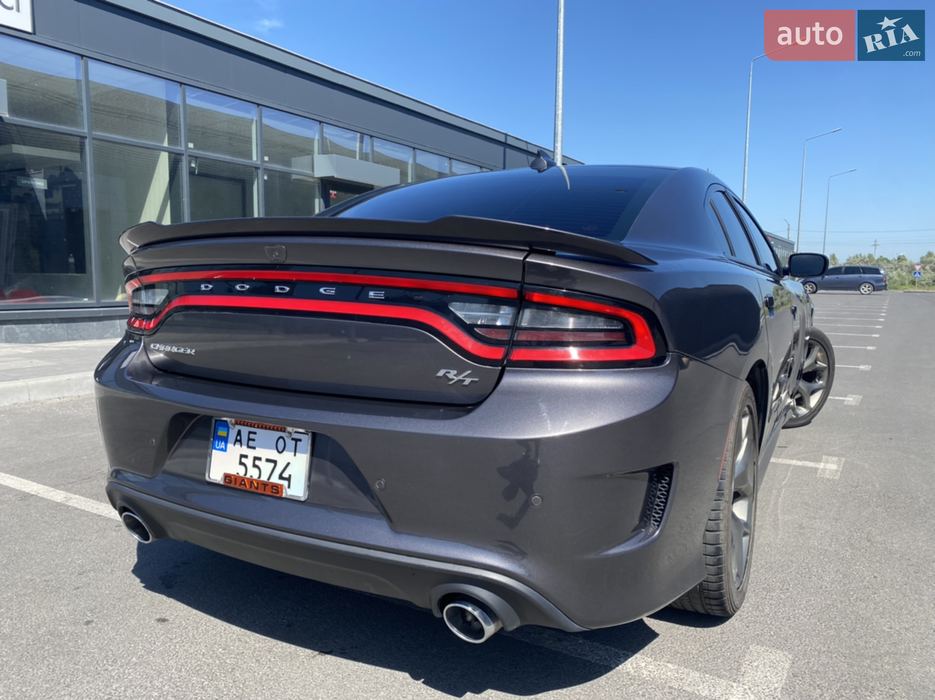 2019 Dodge Charger - мініатюра 2