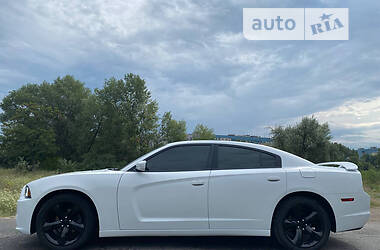 Седан Dodge Charger 2014 в Дніпрі