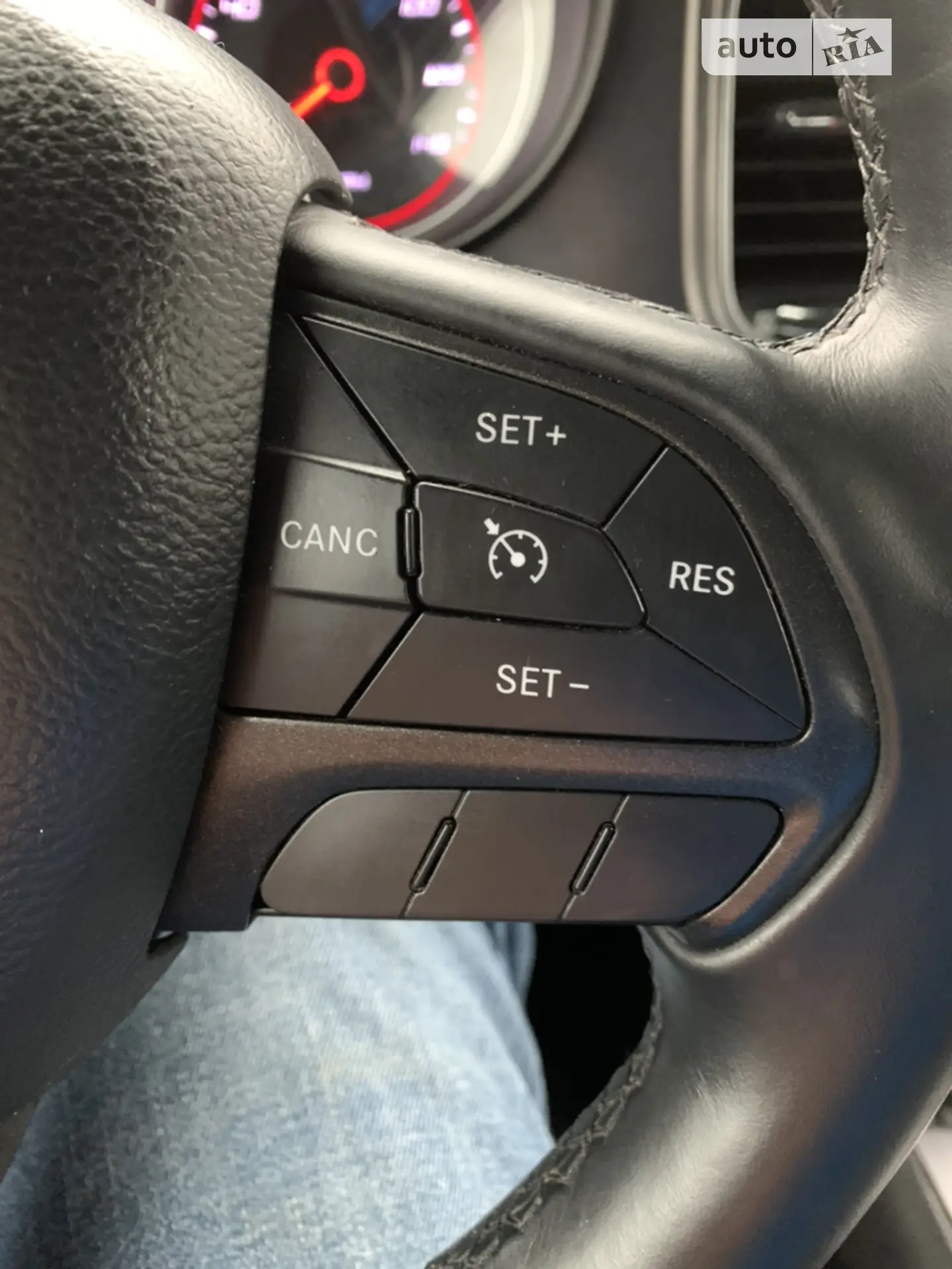 2015 Dodge Charger - мініатюра 10