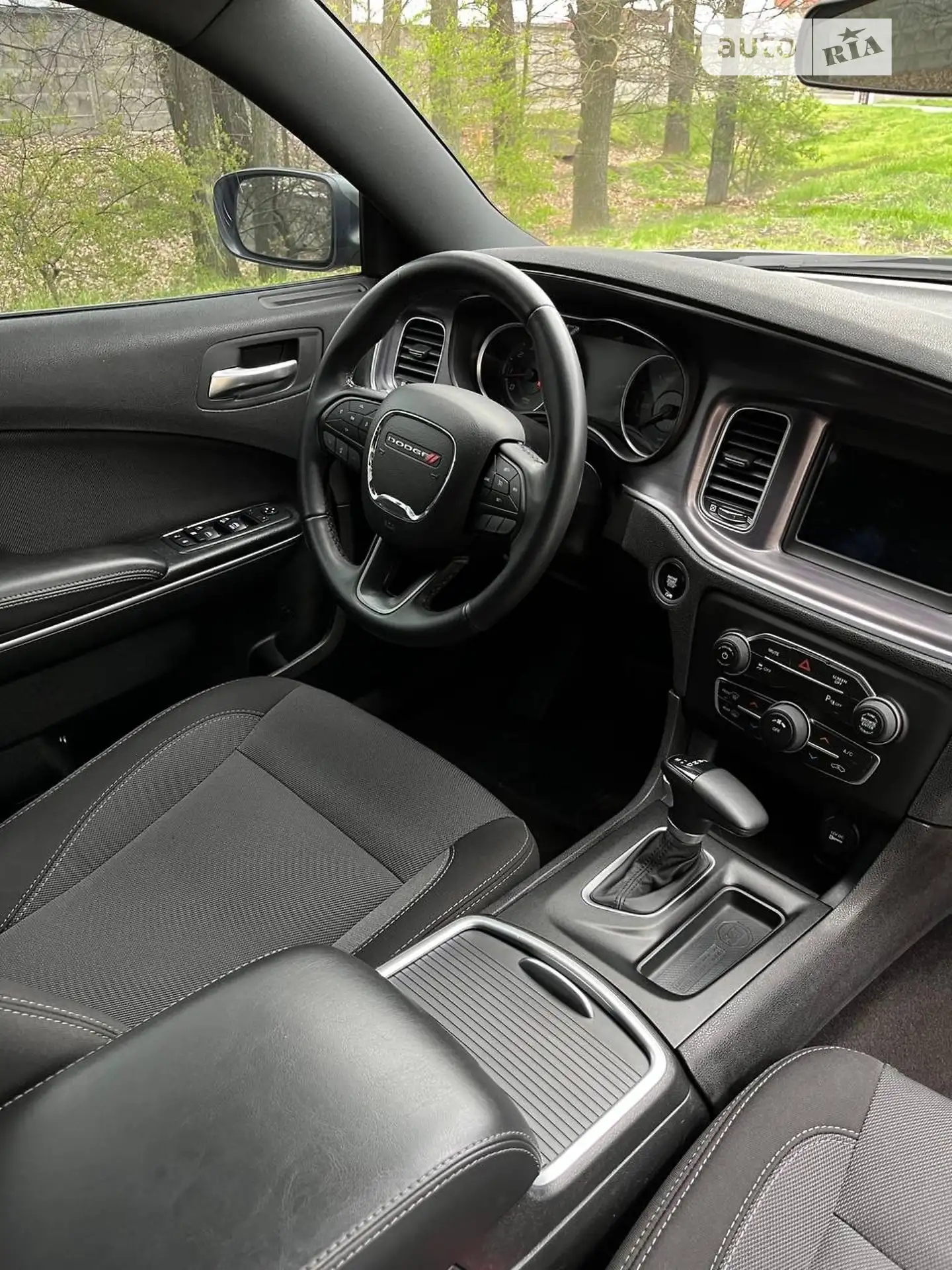 2018 Dodge Charger - мініатюра 12