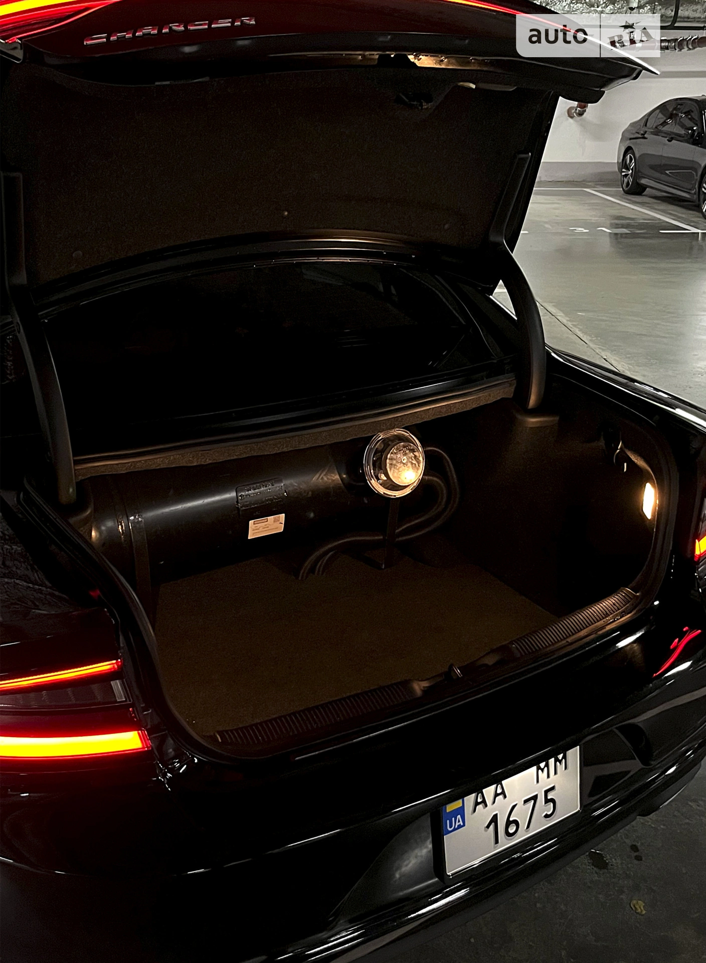 2016 Dodge Charger - мініатюра 17