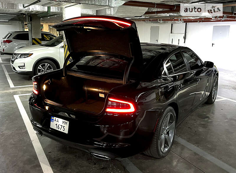 Седан Dodge Charger 2016 в Києві