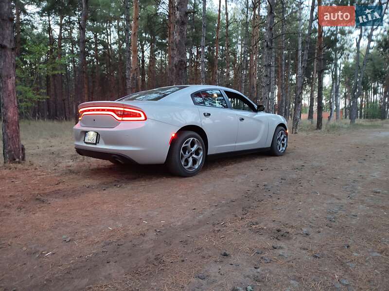 Седан Dodge Charger 2019 в Николаеве