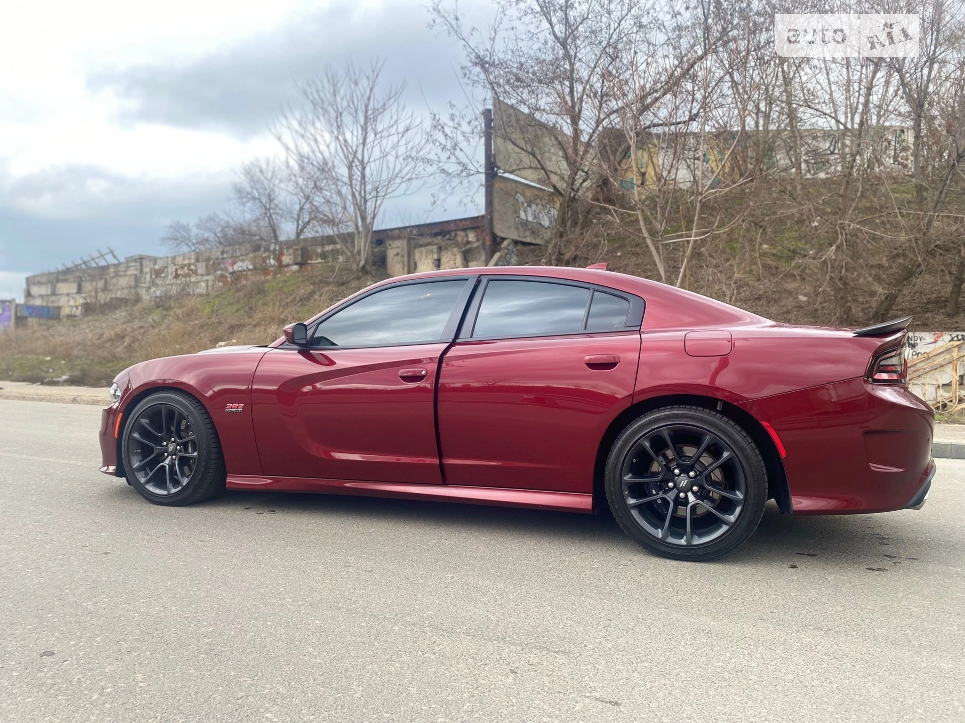 2020 Dodge Charger - мініатюра 11