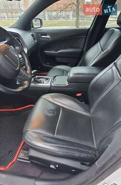 Седан Dodge Charger 2017 в 