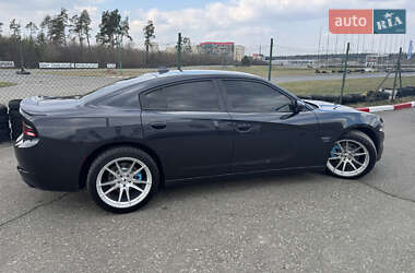 Седан Dodge Charger 2017 в 