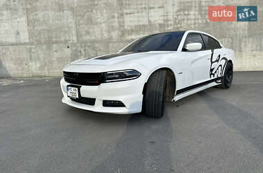 Седан Dodge Charger 2016 в Львове