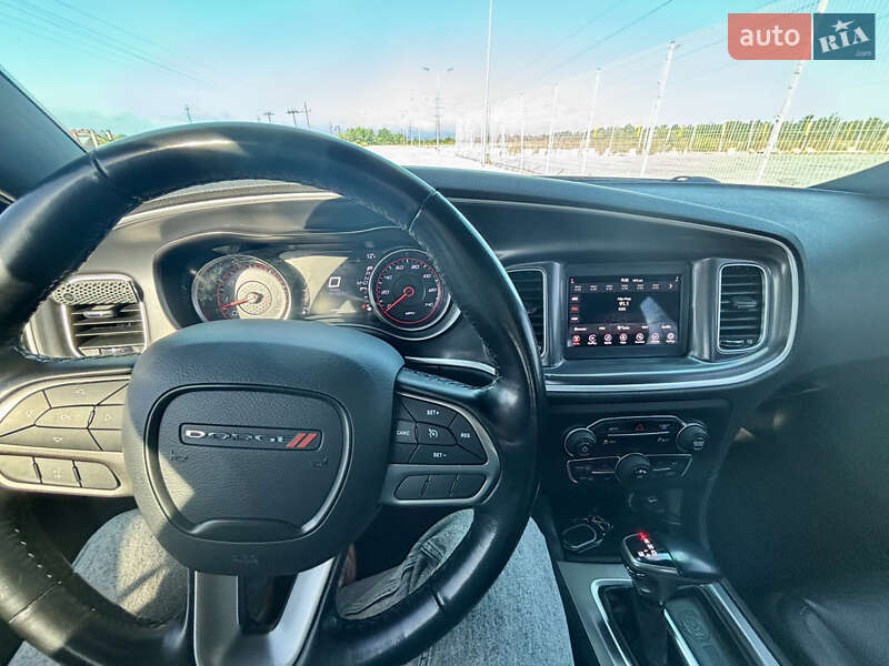 Седан Dodge Charger 2020 в Львове