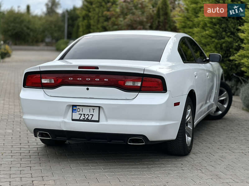 Седан Dodge Charger 2013 в Одесі