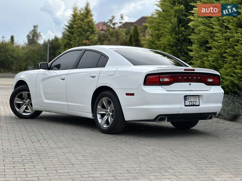Седан Dodge Charger 2013 в Одесі