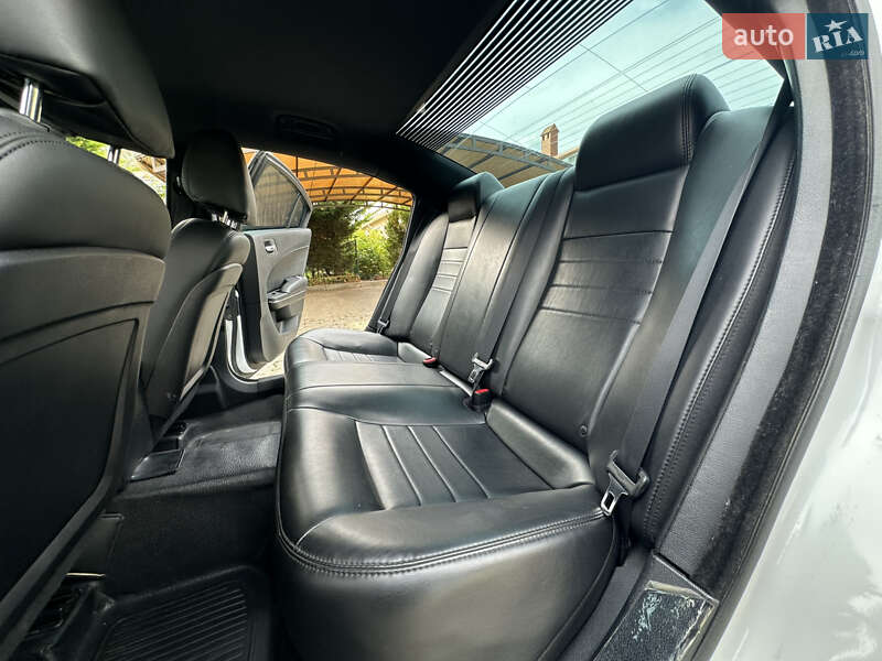 Седан Dodge Charger 2013 в Одесі