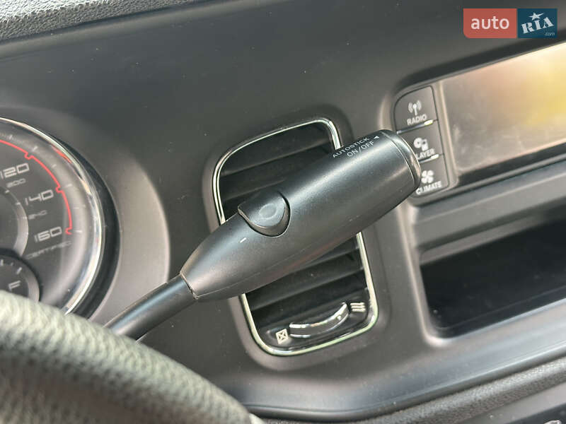 Седан Dodge Charger 2013 в Одесі