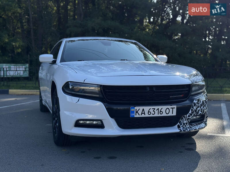 Седан Dodge Charger 2016 в Киеве фото 17 Седан Dodge Charger 2016 в Киеве