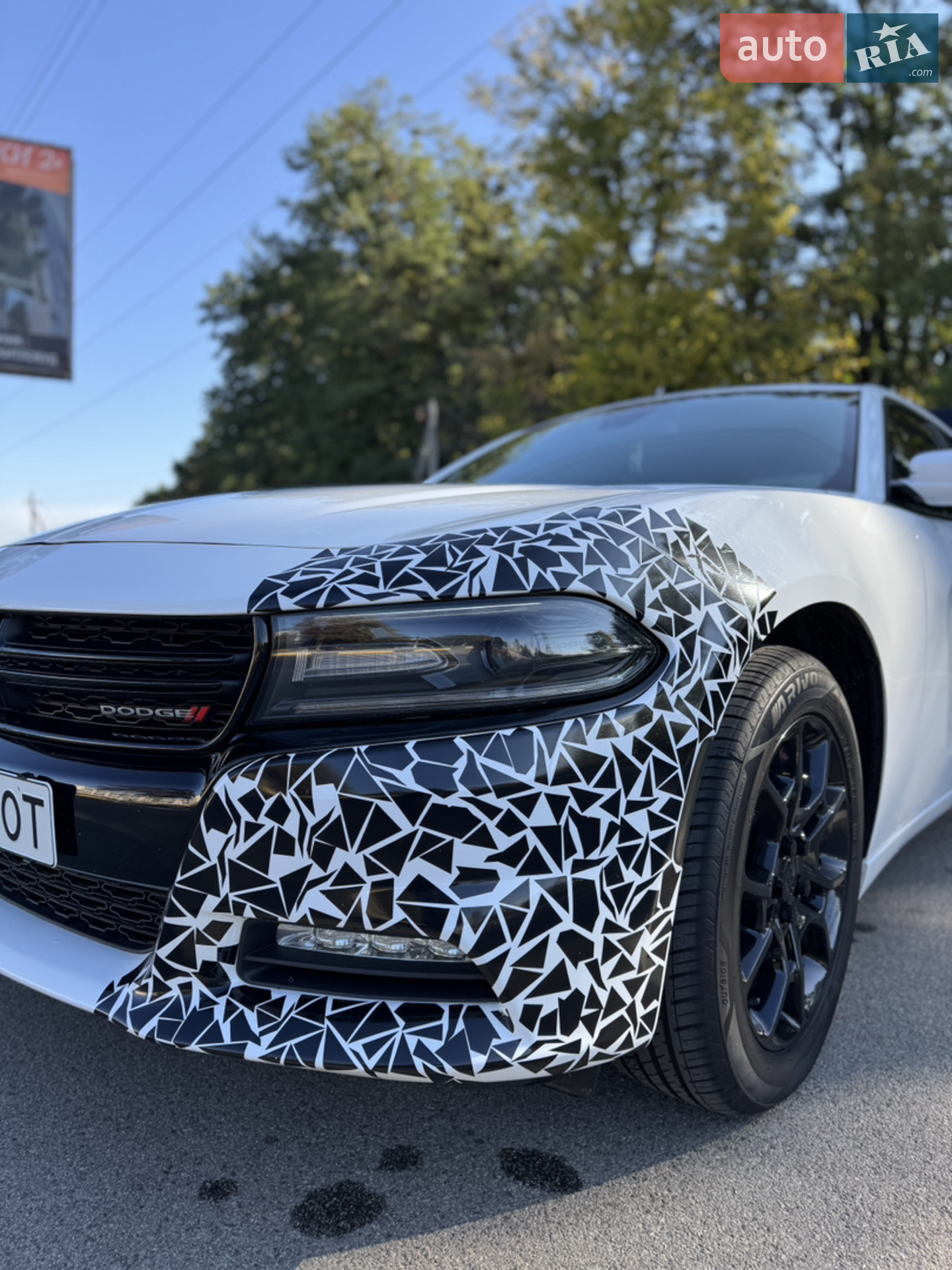 2016 Dodge Charger - мініатюра 31