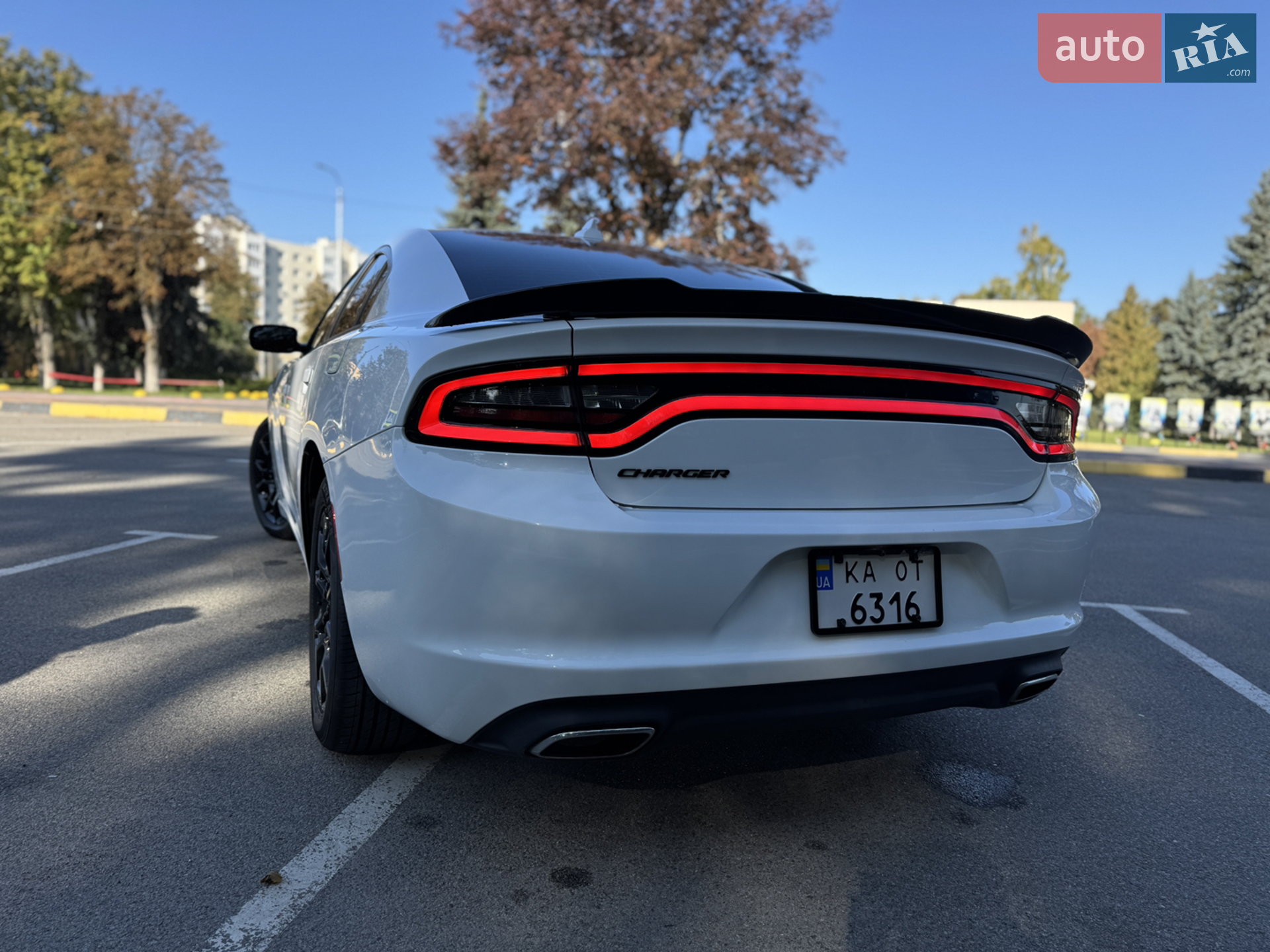 2016 Dodge Charger - мініатюра 24