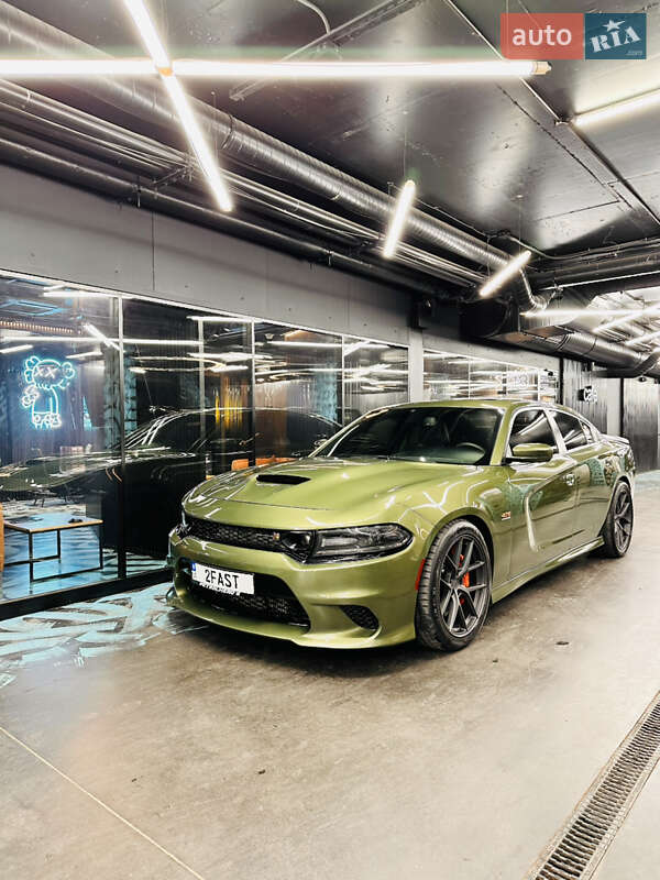 Седан Dodge Charger 2019 в Киеве