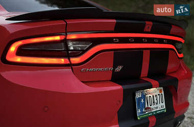 Седан Dodge Charger 2018 в 
