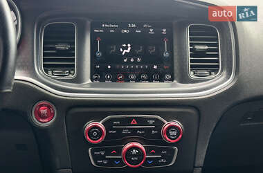 Седан Dodge Charger 2018 в 