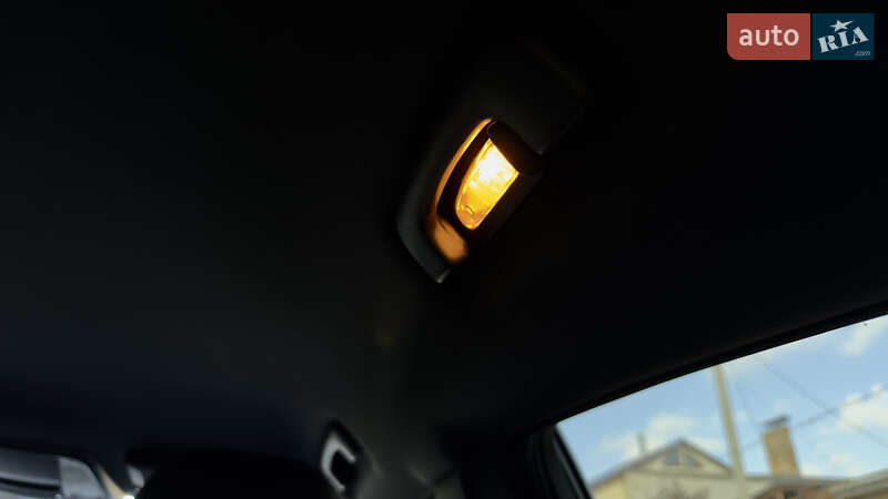 Седан Dodge Charger 2016 в Черкасах